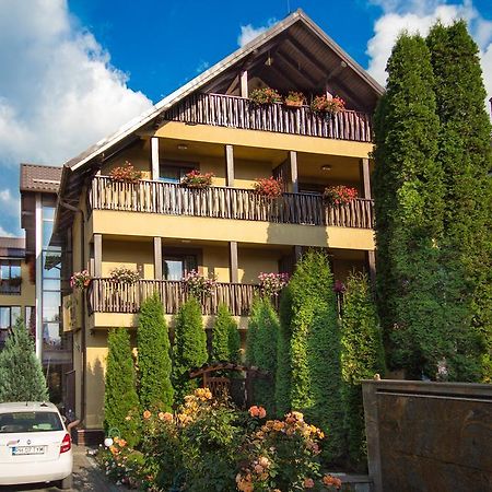 Vila Class Hotel Vatra Dornei Eksteriør billede