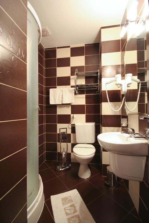 Vila Class Hotel Vatra Dornei Eksteriør billede